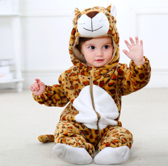 combinaison pyjama léopard afrique bébé