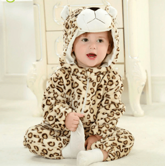 combinaison pyjama léopard bébé