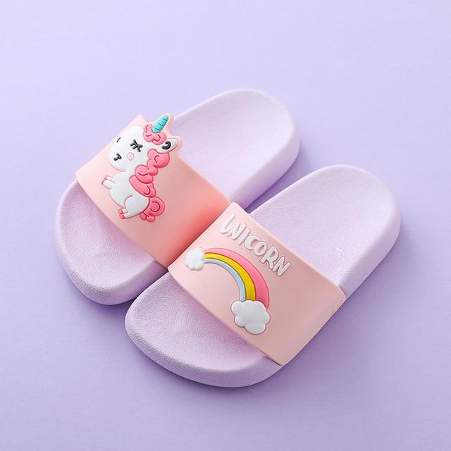 Pantoufles Licorne Rainbow - PyjamaPanda